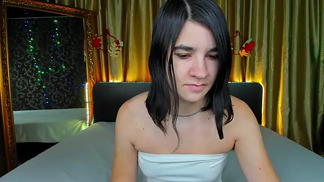 Snapshot of _Polly_Love_ chatting on November 2025 07:08:01 AM Polly Love online show from November 2025 07:08:01 AM