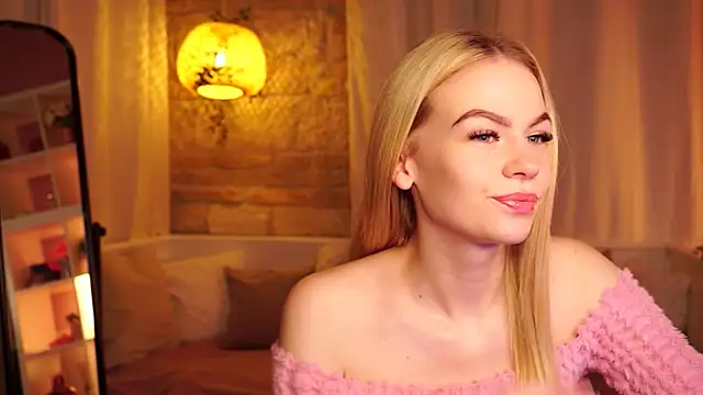 Snapshot of sn0w_barbie chatting on November 2025 09:47:02 AM sn0w barbie online show from November 2025 09:47:02 AM