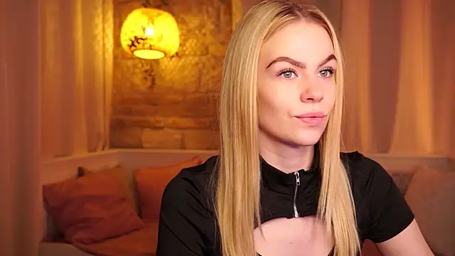 Snapshot of sn0w_barbie chatting on October 2025 09:29:01 AM sn0w barbie online show from October 2025 09:29:01 AM