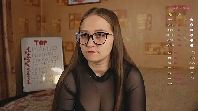 Miatiny online show from February 2025 04:21:01 PM