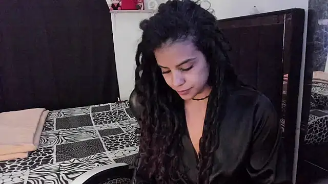 Snapshot of Moon_Sammy chatting on June 2026 02:17:02 PM Moon Sammy online show from June 2026 02:17:02 PM