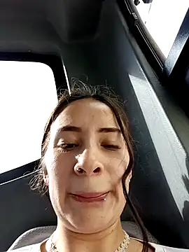 SAMANTHA-16  online show from January 2025 08:35:02 PM