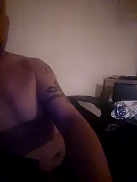Snapshot of nakedtony81 chatting on March 2026 09:10:02 AM nakedtony81 online show from March 2026 09:10:02 AM