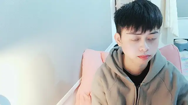 FFFFZ189 online show from March 2025 10:35:02 AM