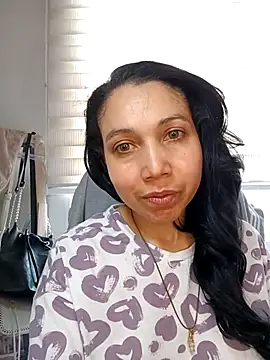 Snapshot of KimPielCanela chatting on September 2025 06:19:01 PM KimPielCanela online show from September 2025 06:19:01 PM
