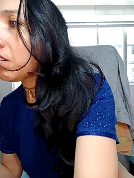 KimPielCanela online show from December 2025 08:42:02 PM