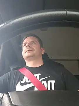 Snapshot of Dan_NFS chatting on November 2025 10:08:01 AM Dan NFS online show from November 2025 10:08:01 AM