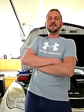 MrMechanic38 online show from April 2026 12:57:02 AM