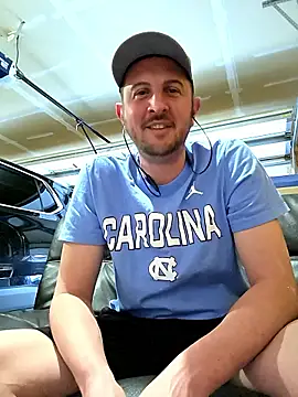 MrMechanic38 online show from March 2026 11:27:01 PM