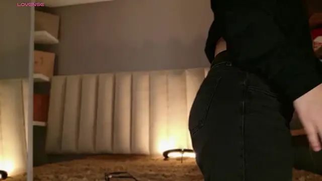 Megan mooree  online show from March 2026 01:08:02 PM