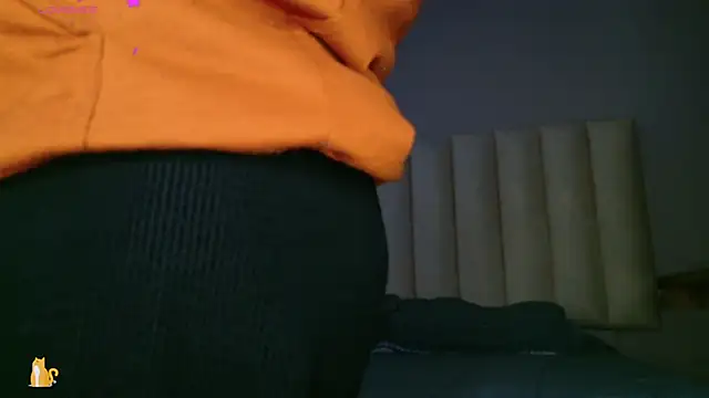 Megan mooree  online show from November 2025 12:19:01 PM