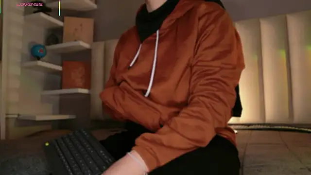 Megan mooree  online show from February 2026 12:46:02 PM