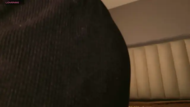 Megan mooree  online show from February 2026 12:48:02 PM