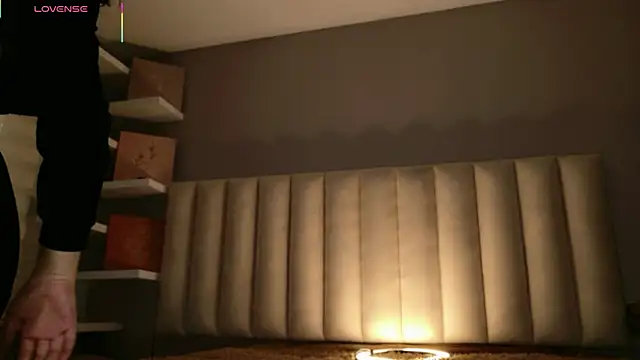 Megan mooree  online show from February 2026 12:27:01 PM