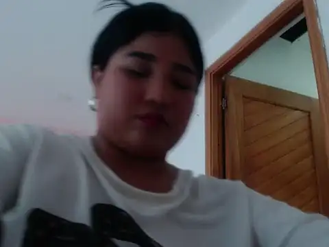 Gabycutee online show from February 2026 08:29:02 PM