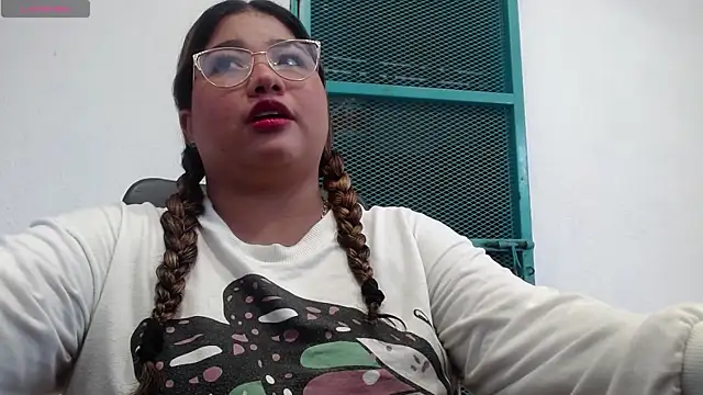 Snapshot of Gabycutee chatting on September 2025 08:41:01 PM Gabycutee online show from September 2025 08:41:01 PM