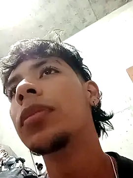 Elputas online show from October 2025 10:01:02 PM