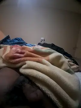 royalpleasure8209 online show from December 2024 09:51:01 PM