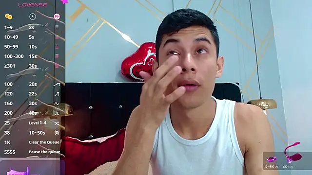 Oliver king sex online show from March 2025 05:29:02 PM