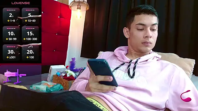 Oliver king sex online show from September 2025 06:57:02 PM