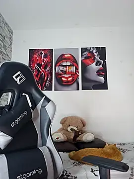 Snapshot of Antonella2_m chatting on November 2025 05:05:02 PM Antonella2 m online show from November 2025 05:05:02 PM