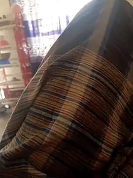 Snapshot of Raju4173 chatting on February 2025 09:04:02 AM Raju4173 online show from February 2025 09:04:02 AM