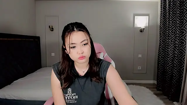 oxxx me online show from February 2026 02:45:02 AM