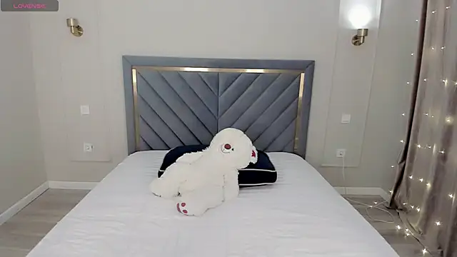 oxxx me online show from January 2025 12:22:02 AM