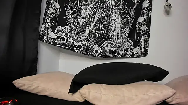 Agnes jones  online show from April 2026 12:23:01 AM