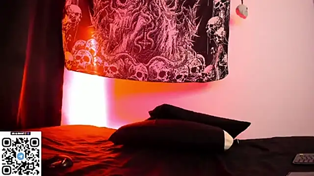 Agnes jones  online show from November 2025 12:33:01 AM