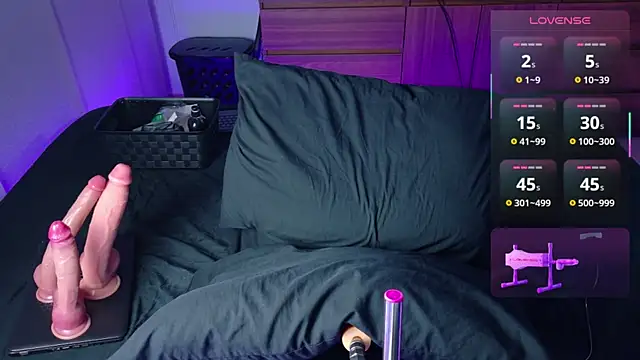 andreu cavel online show from October 2025 06:45:01 AM