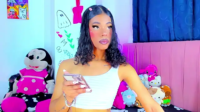 Snapshot of bloom444 chatting on September 2025 10:39:02 PM bloom444 online show from September 2025 10:39:02 PM