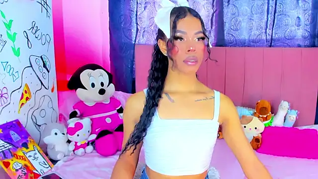 Snapshot of bloom444 chatting on October 2025 03:46:02 PM bloom444 online show from October 2025 03:46:02 PM