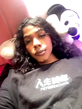 Snapshot of bloom444 chatting on November 2025 03:38:01 PM bloom444 online show from November 2025 03:38:01 PM