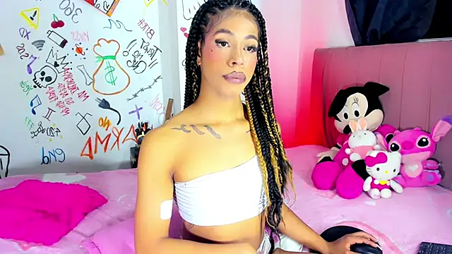 bloom444 online show from February 2026 06:26:01 AM