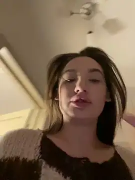 Snapshot of Holly_Molii chatting on February 2025 10:20:02 AM Holly Molii online show from February 2025 10:20:02 AM