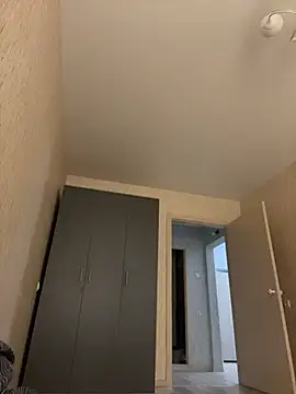 Holly Molii online show from April 2026 02:14:02 AM