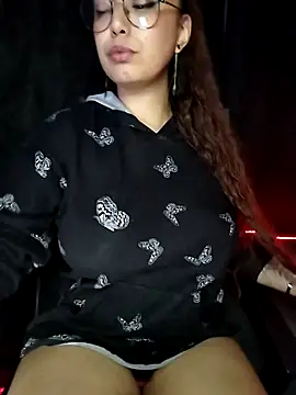 Snapshot of liannalee_ chatting on November 2025 10:09:01 PM liannalee online show from November 2025 10:09:01 PM