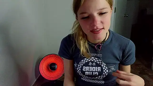foxy ana13 online show from March 2025 12:50:01 AM
