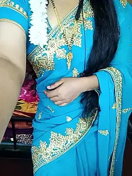 Snapshot of yourtamilcouple chatting on September 2025 04:48:02 AM yourtamilcouple online show from September 2025 04:48:02 AM