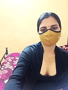 Snapshot of yourtamilcouple chatting on March 2025 07:05:02 AM yourtamilcouple online show from March 2025 07:05:02 AM