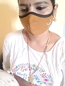 Snapshot of yourtamilcouple chatting on December 2024 05:15:01 AM yourtamilcouple online show from December 2024 05:15:01 AM