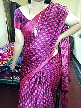 Snapshot of yourtamilcouple chatting on September 2025 03:22:02 AM yourtamilcouple online show from September 2025 03:22:02 AM