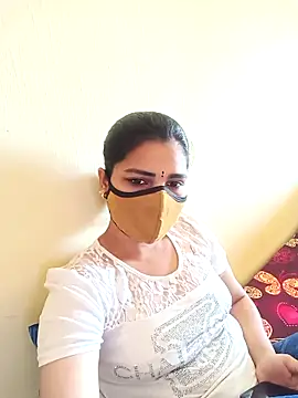 Snapshot of yourtamilcouple chatting on March 2025 05:50:02 AM yourtamilcouple online show from March 2025 05:50:02 AM