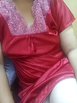 Snapshot of yourtamilcouple chatting on September 2025 04:50:01 PM yourtamilcouple online show from September 2025 04:50:01 PM