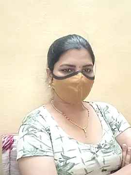 Snapshot of yourtamilcouple chatting on March 2025 06:39:02 PM yourtamilcouple online show from March 2025 06:39:02 PM