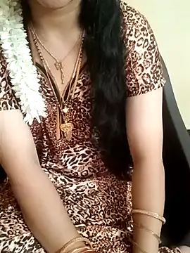 Snapshot of yourtamilcouple chatting on February 2025 09:30:01 AM yourtamilcouple online show from February 2025 09:30:01 AM