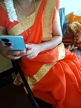 Snapshot of yourtamilcouple chatting on November 2025 09:03:02 AM yourtamilcouple online show from November 2025 09:03:02 AM