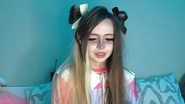 suemeow online show from May 2026 09:07:02 PM