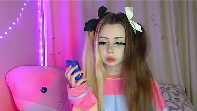 Snapshot of suemeow chatting on March 2025 11:59:02 PM suemeow online show from March 2025 11:59:02 PM